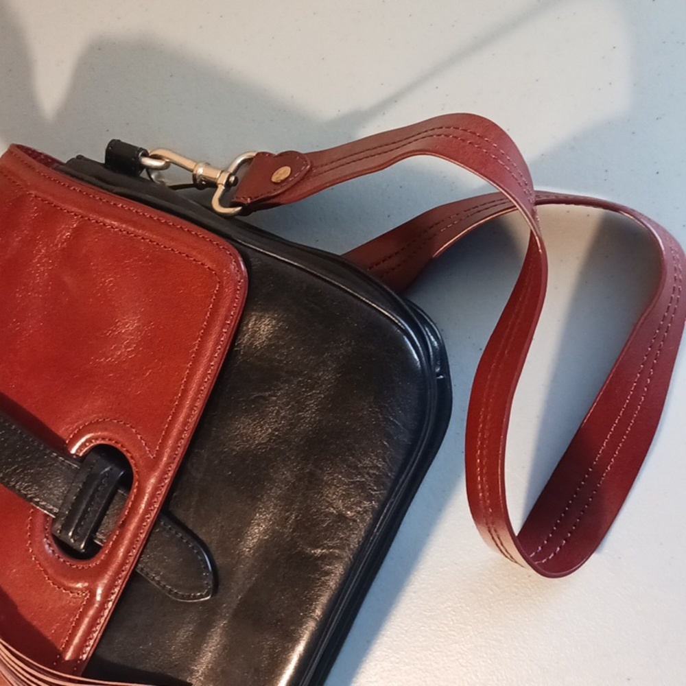 Nanette Lepore Crossbody Purse Bag EXCLUSIVE Leather #eshopchicago - Picture 4 of 15